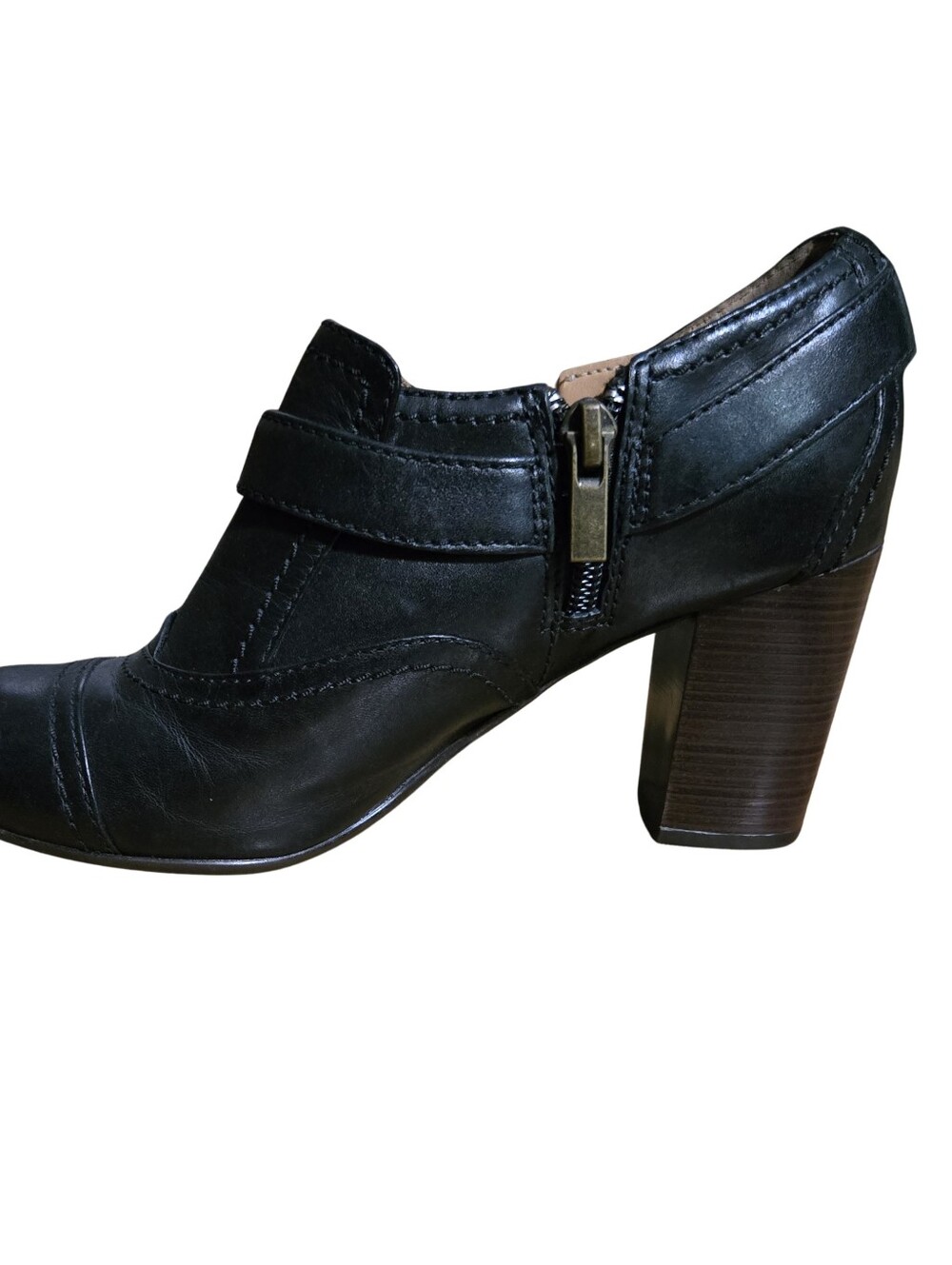 Clarks Women’s 5M Booties Western Leather Block Heels Black - Picture 3 of 8